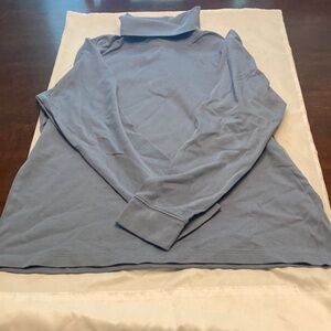 L.L. Bean Women's Blue Long Sleeve Tee